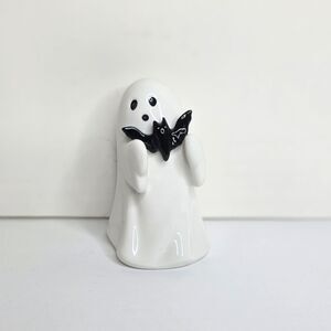 Ghost With Bat Ceramic Figurine Target Hyde And Eek Boutique Halloween 2025 NEW